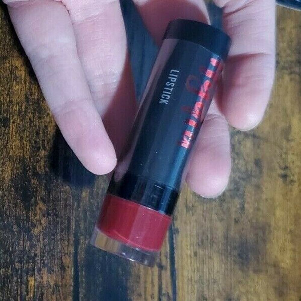 Ardell Moisture Lipstick No Morals 7D24 ~ RED ~  Ultra Hydrating Intense Color